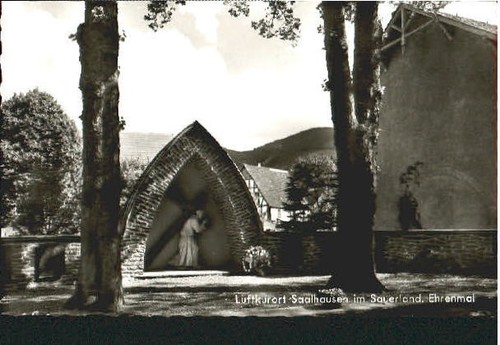 Saalhausen ehrenmal - saalhausen,